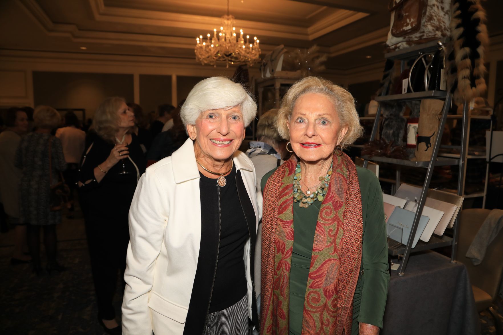 Pattie Huetel, Jackie Seeger